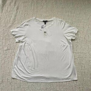 NWT Eileen Fisher Women's White CLassic T-Shirt - Size 1X